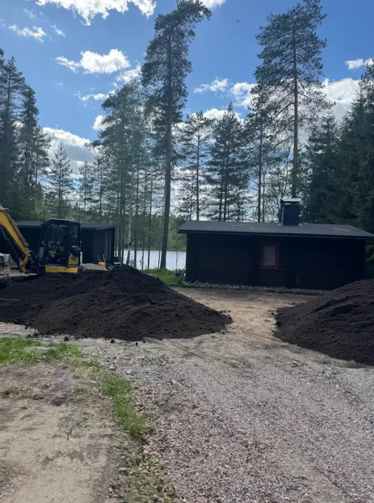 Pihatyöt ja viheralueiden hoito Nokialla: nurmikon lannoitus keväällä